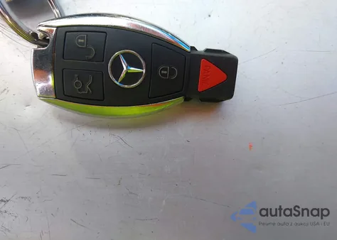 2012 Mercedes-Benz E 350 из США, поврежденный, VIN WDDHF5KB3CA545126